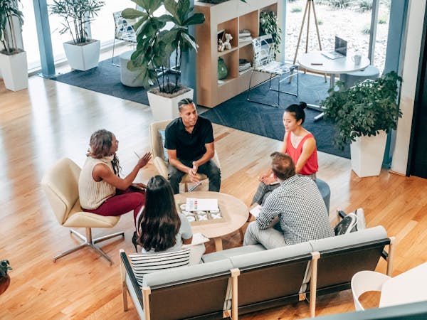 6. Treinamento e conscientização contínua da equipe